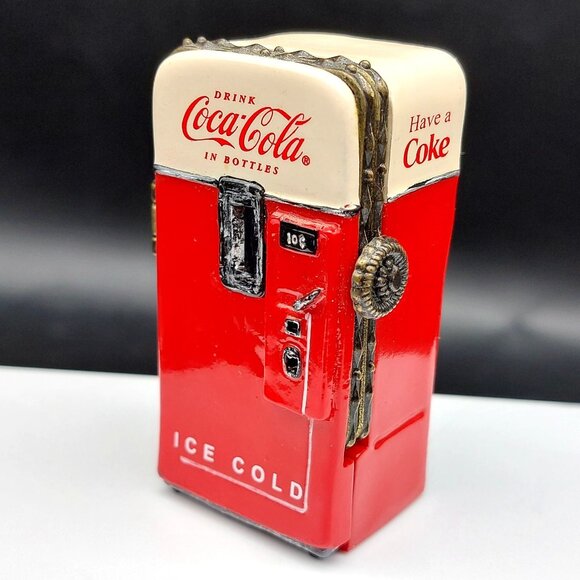 Boyds Bears Coca-Cola Vending Machine Figurine 2005 Ltd Ed Frizz Style #919901 - Picture 7 of 8
